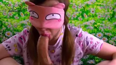 Reproduzir Jovem adolescente com punheta apaixonada e titfuck intenso no pau enorme! Ponto de vista