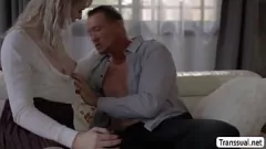 Redare Aventura anală a T-Girl Lianna Lawson cu Pierce Paris