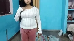 Reproducir La primera vez de Hindi Teen Soniya con cuñado: grandes tetas y culo