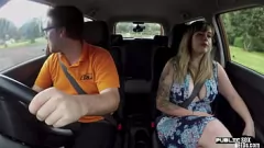 Redare Tatuate mașina sălbatică a lui Milf cu instructor de țâțe mari