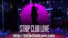 Reproduzir Trabalho esbanjador de strip-tease quente