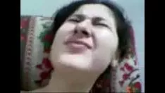 Oynat Bir poco con su novio kadar pişirin