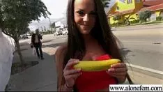 Play Cover girl missy use all sort of matters to she-bop vid-08