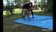 Play Harlots that get laid to yaw 0119
